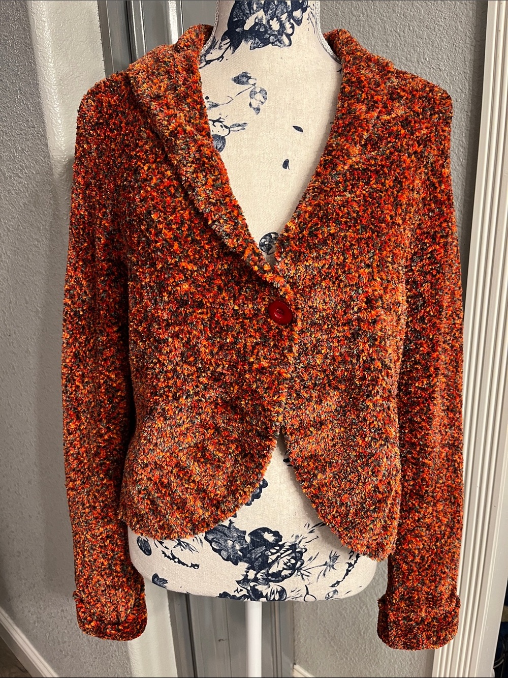 Vintage Textured Orange Bouclé Button-Front Women's Cardigan